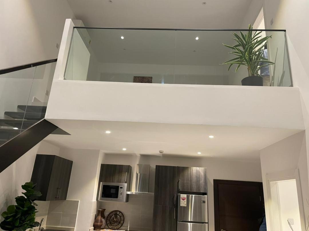 Embassy Gardens Deluxe Διαμέρισμα Άκρα Εξωτερικό φωτογραφία