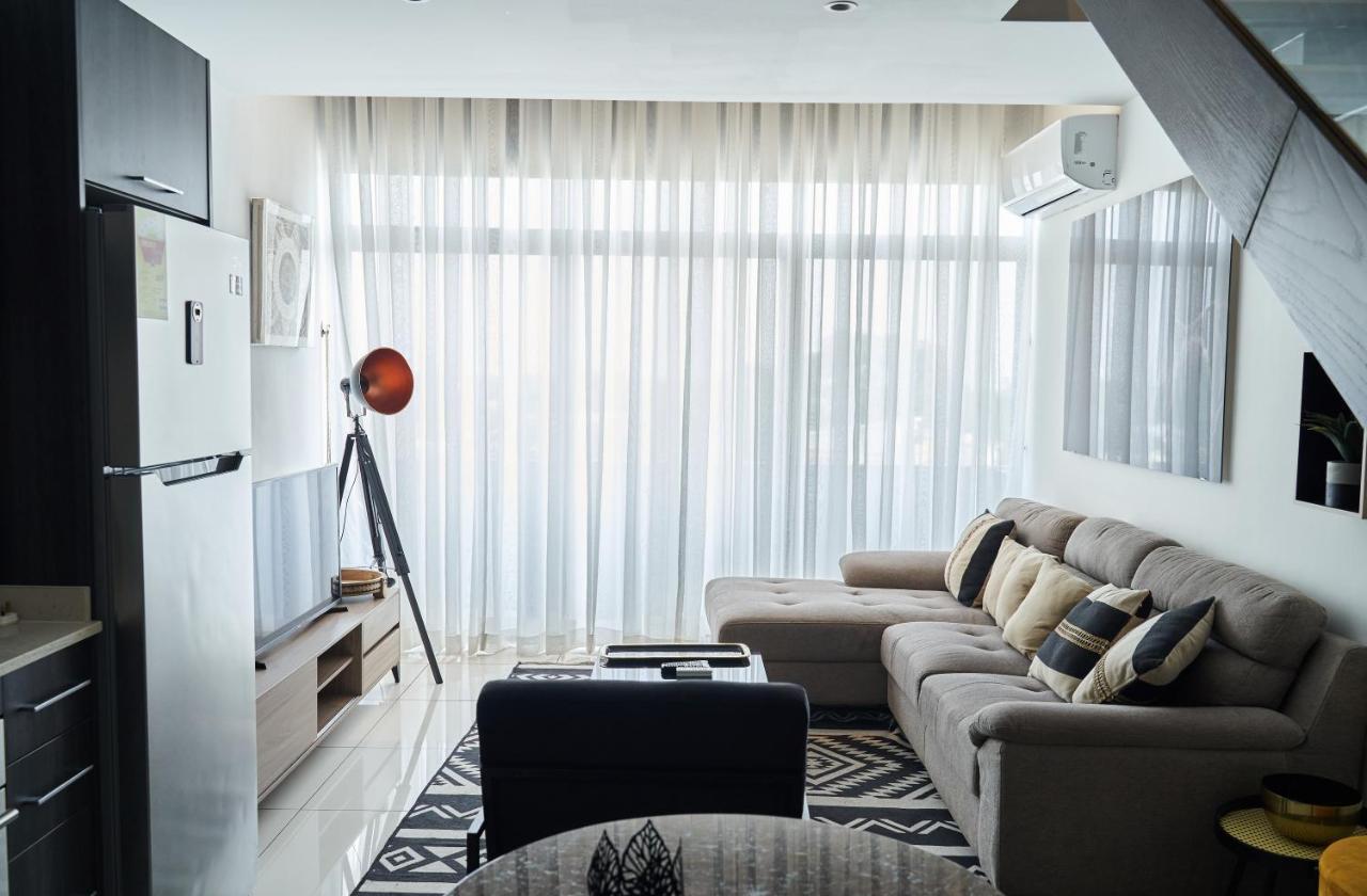 Embassy Gardens Deluxe Διαμέρισμα Άκρα Εξωτερικό φωτογραφία