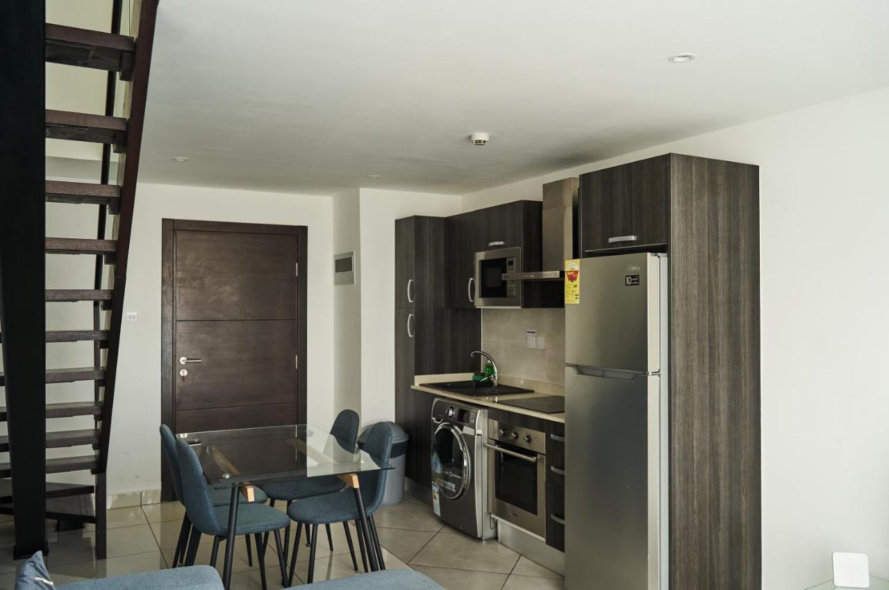 Embassy Gardens Deluxe Διαμέρισμα Άκρα Εξωτερικό φωτογραφία