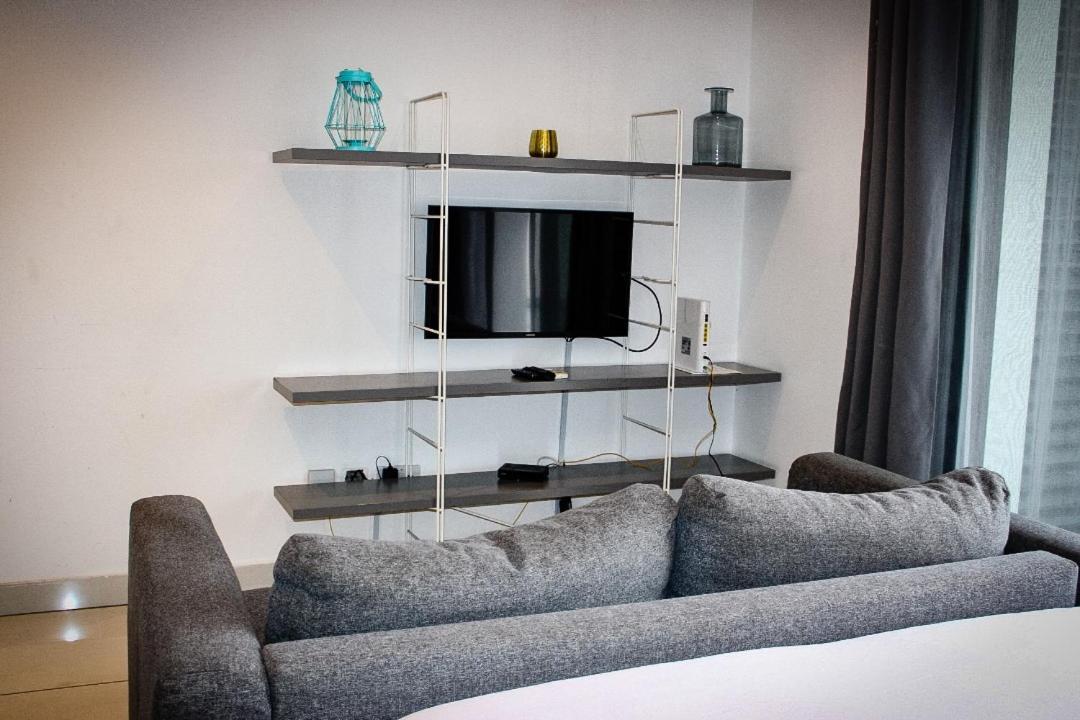Embassy Gardens Deluxe Διαμέρισμα Άκρα Εξωτερικό φωτογραφία